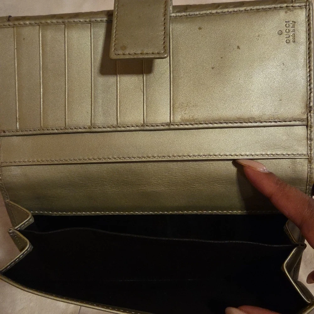 Gucci Gold‎ Embossed Women's Wallet